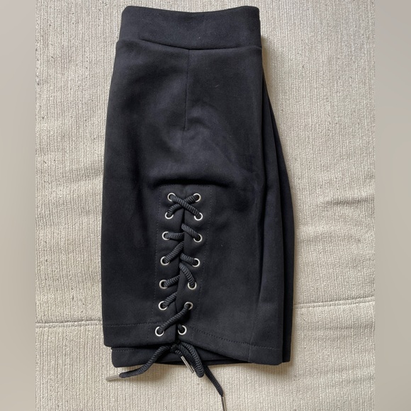 Black Suede Skirt - Picture 3 of 4